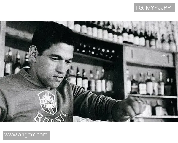 世界足坛最具影响力球星排行榜 谁才是最猛的足球传奇人物 世界足坛最具影响力球星排行榜 谁才是最猛的足球传奇人物